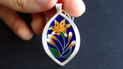 Champlevé Cloisonné Enamel Lilly Flower Pendant