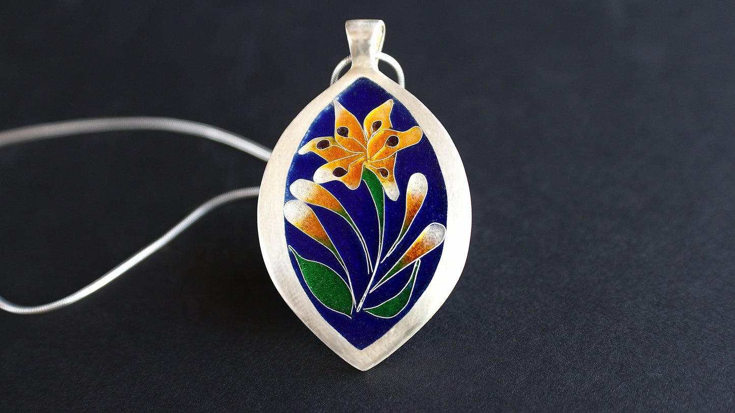 Champlevé Cloisonné Enamel Lilly Flower Pendant